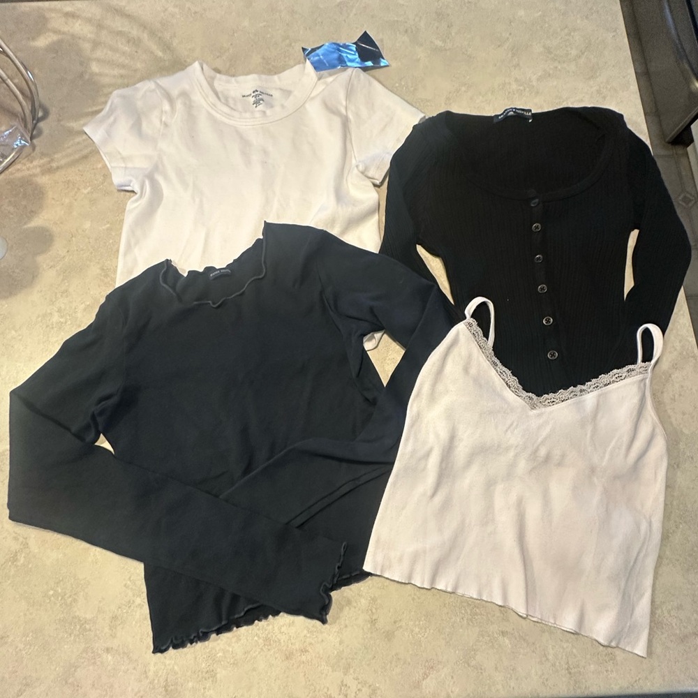 (4) Brandy Melville Top Bundle of 4